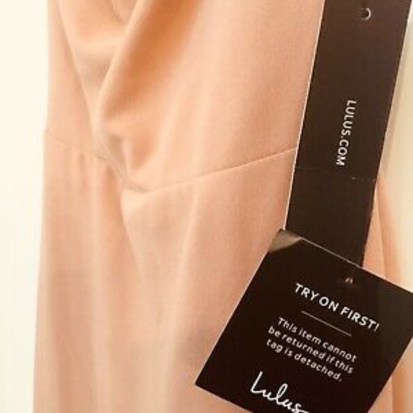Brand new with tags Lulus Nude mermaid dress - Picture 4 of 5